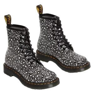 Dr. MARTENS 1460 Smooth Leather Leopard Boots Size 7